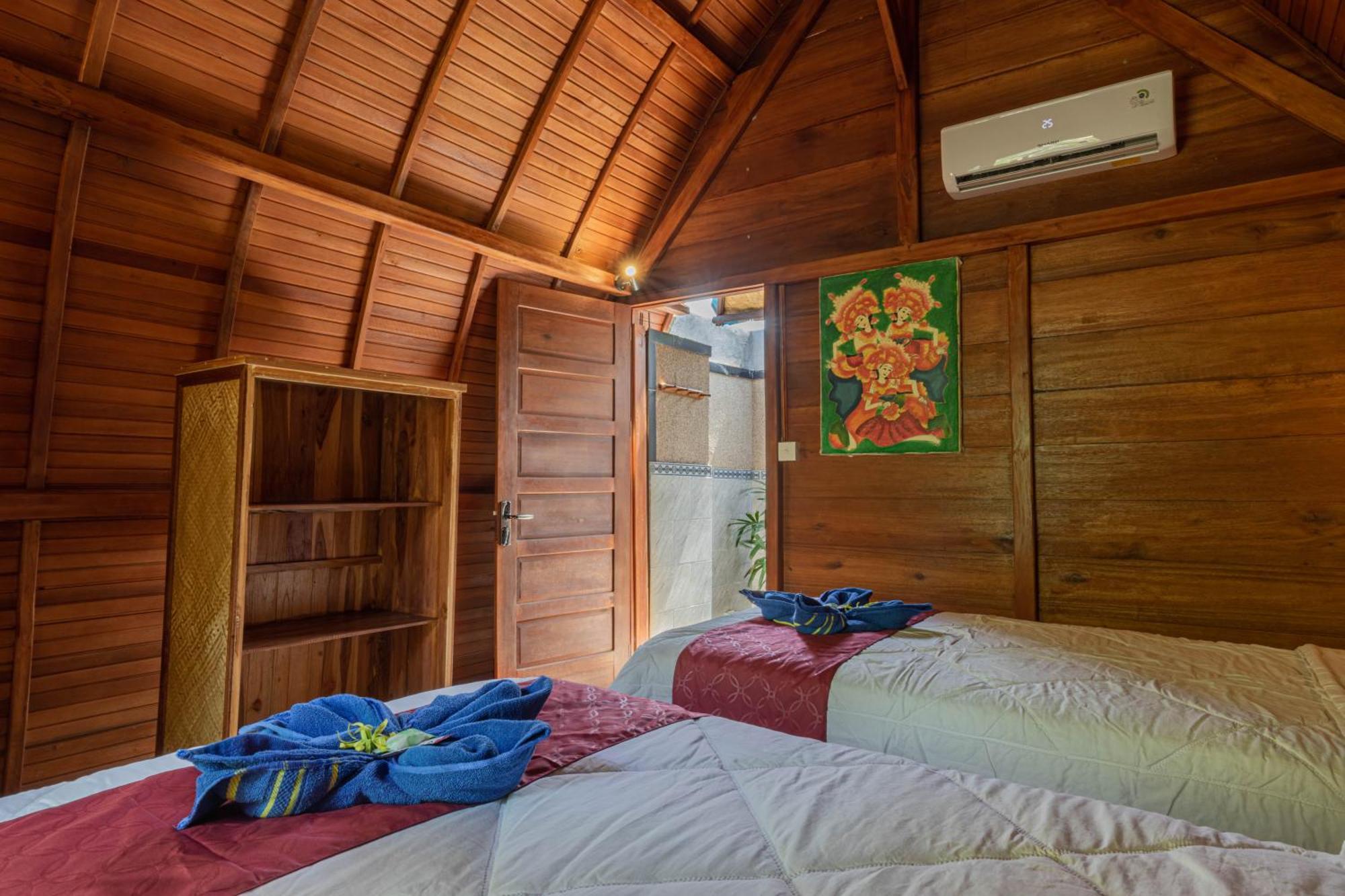Maha Nusa Menjangan Banyuwedang Habitación foto